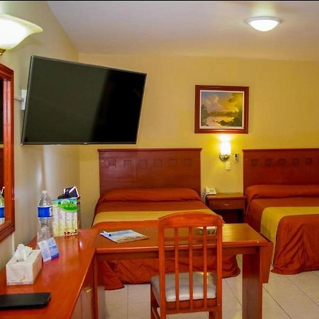 Hotel Nv 萨波潘 外观 照片