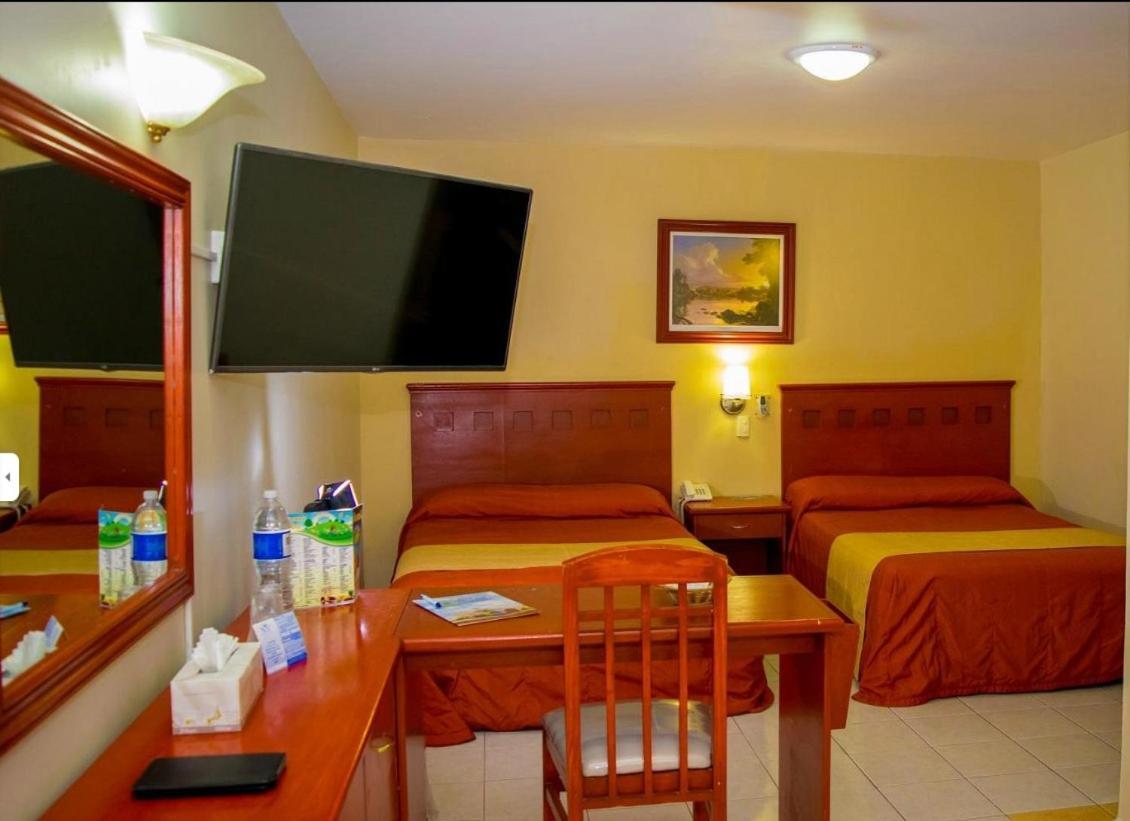 Hotel Nv 萨波潘 外观 照片